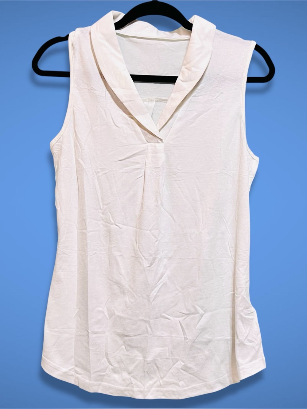 Women’s Casual Sleeveless Shirt